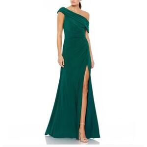 Mac Duggal Green One-Shoulder Maxi Dress